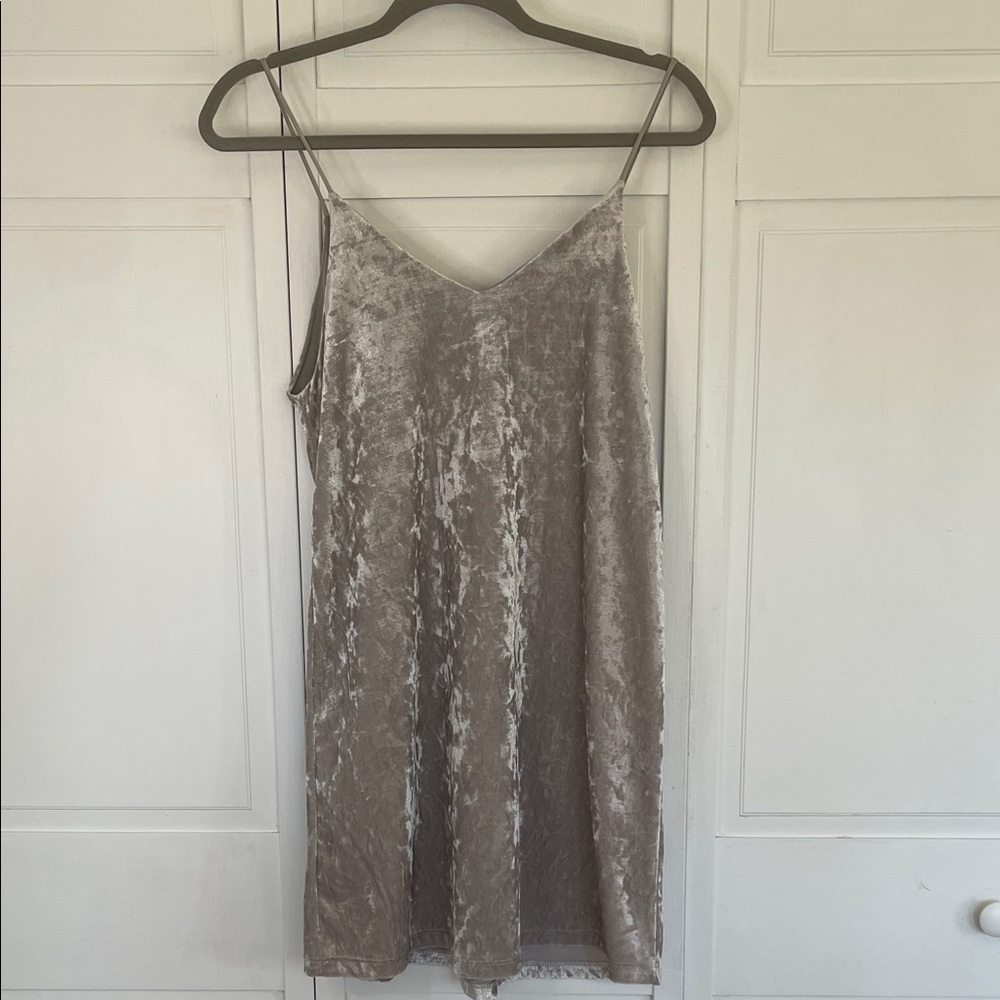Silver Crushed Velvet Slip Mini Dress by Final Touch Sz S - Picture 4 of 7